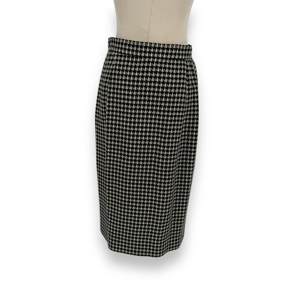 Vintage 1980s UNGARO Paris Houndstooth Blazer Skirt Set with Pink Trim, Size 6/8 - Picture 16 of 16